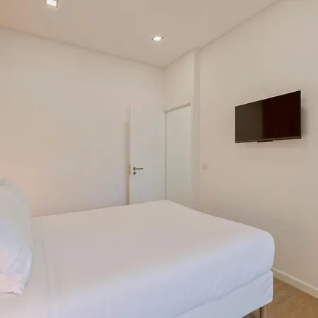 Serenity I Apartment *